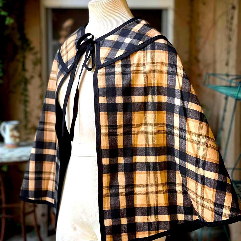 Vintage 1960’s Reversible Plaid Cape